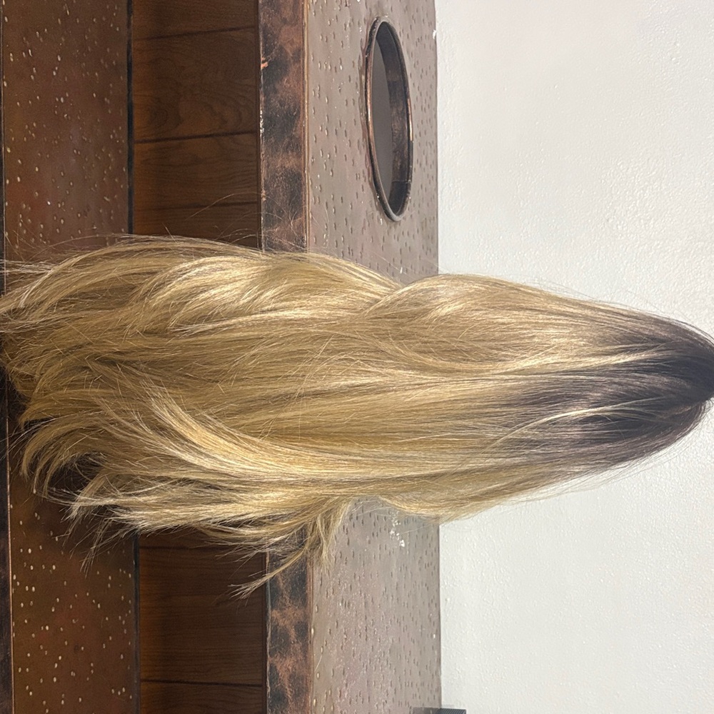 Elegant Golden Blonde Hair Extension